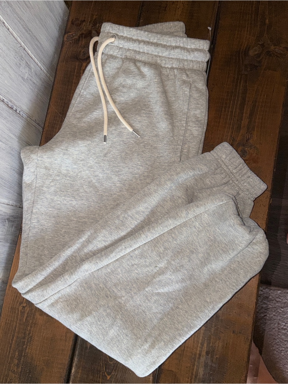GAP Light Gray Fleece Lined Sweatpants NWOT
